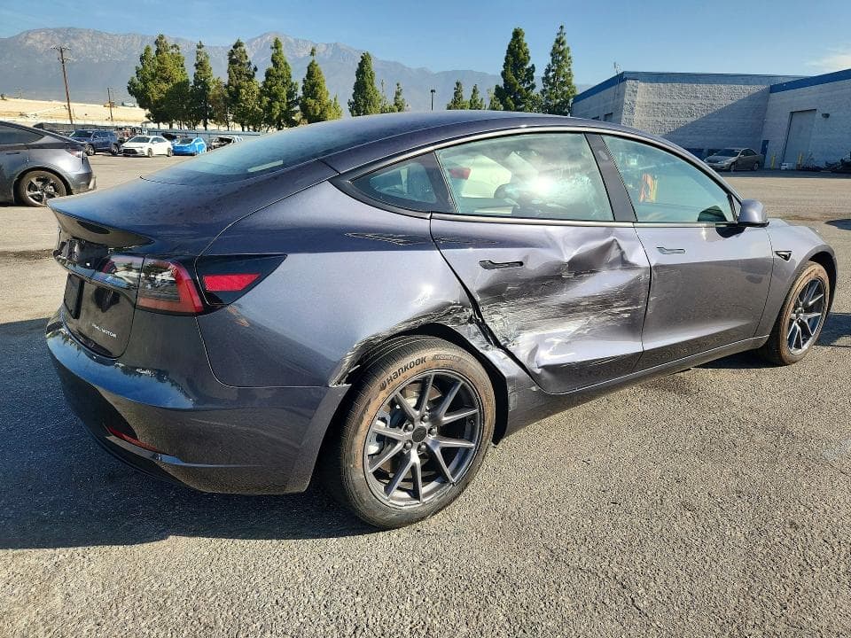2023 TESLA MODEL 3 3