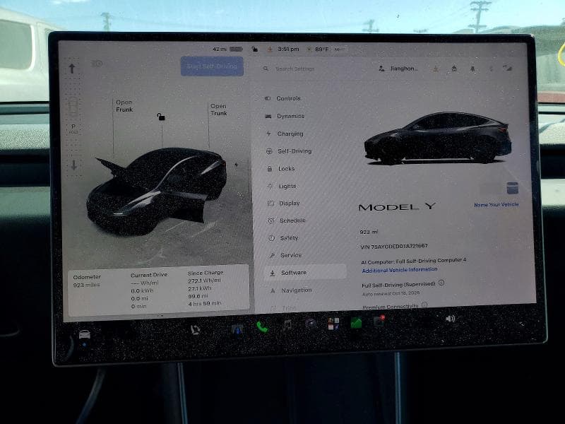 2026 TESLA MODEL Y 9