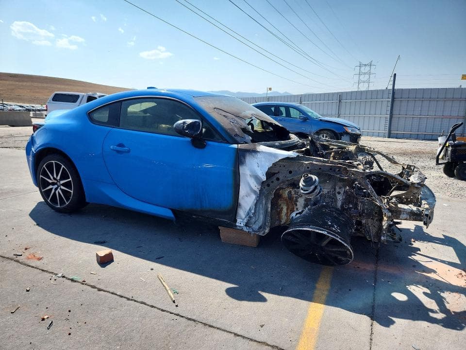 2022 TOYOTA GR86 BASE 4