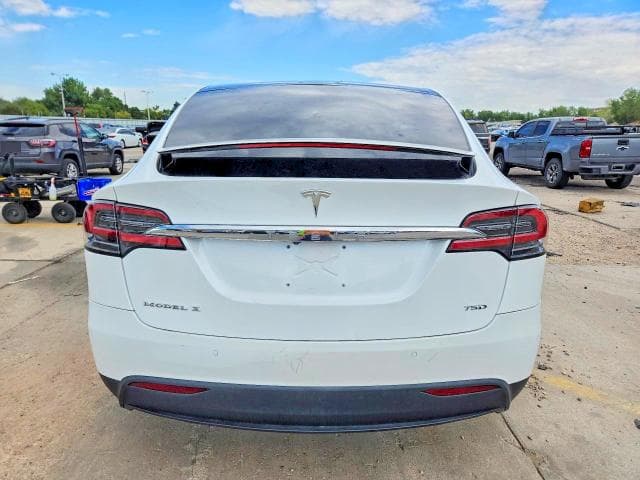 2018 TESLA MODEL X 6