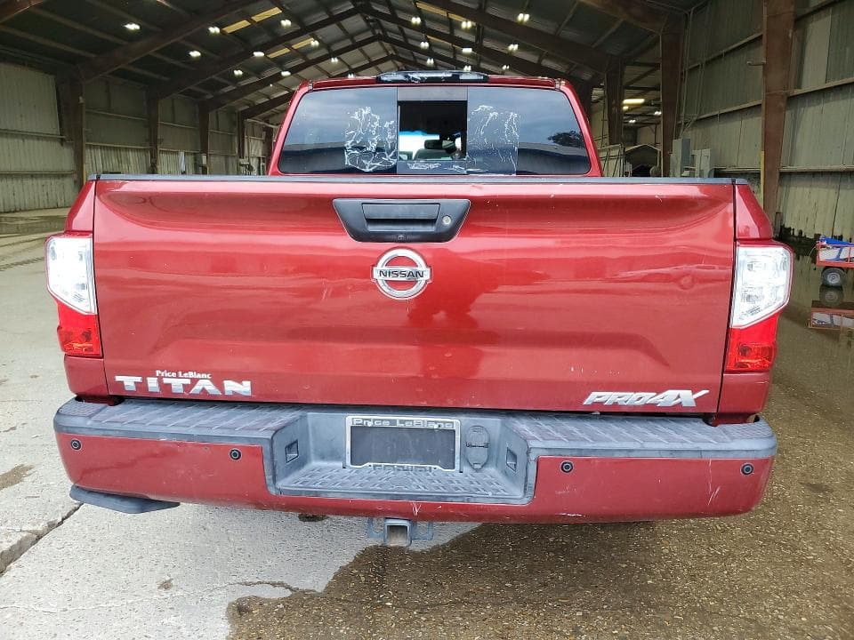 2018 NISSAN TITAN PRO-4X 6