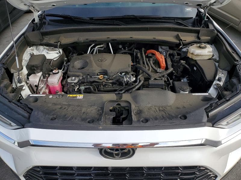 2025 TOYOTA GRAND HIGHLANDER HYBRID XLE 12