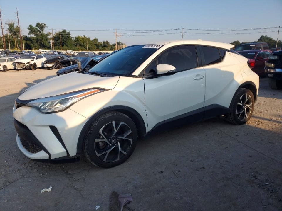 2020 TOYOTA C-HR XLE