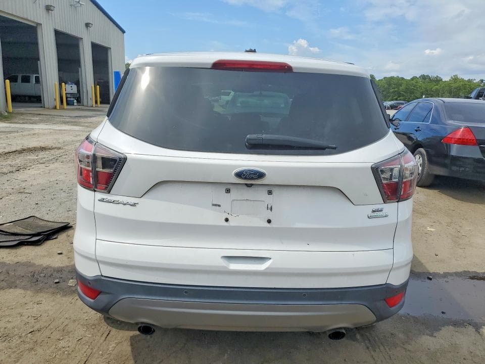 2017 FORD ESCAPE SE 6