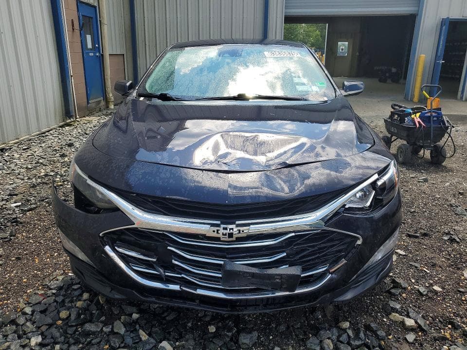 2023 CHEVROLET MALIBU LT 5