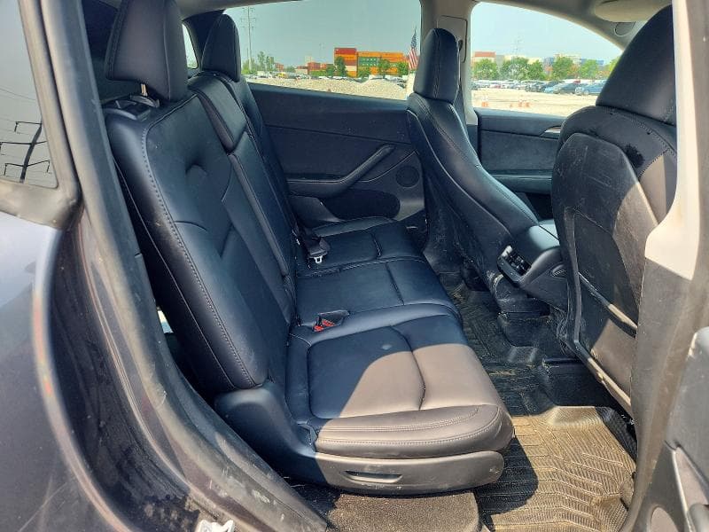 2023 TESLA MODEL Y 10