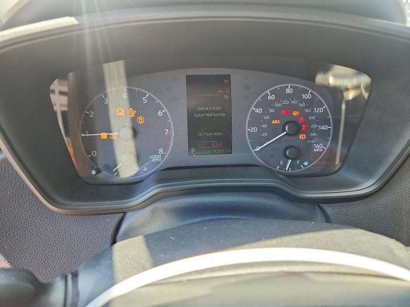2023 TOYOTA COROLLA LE 9