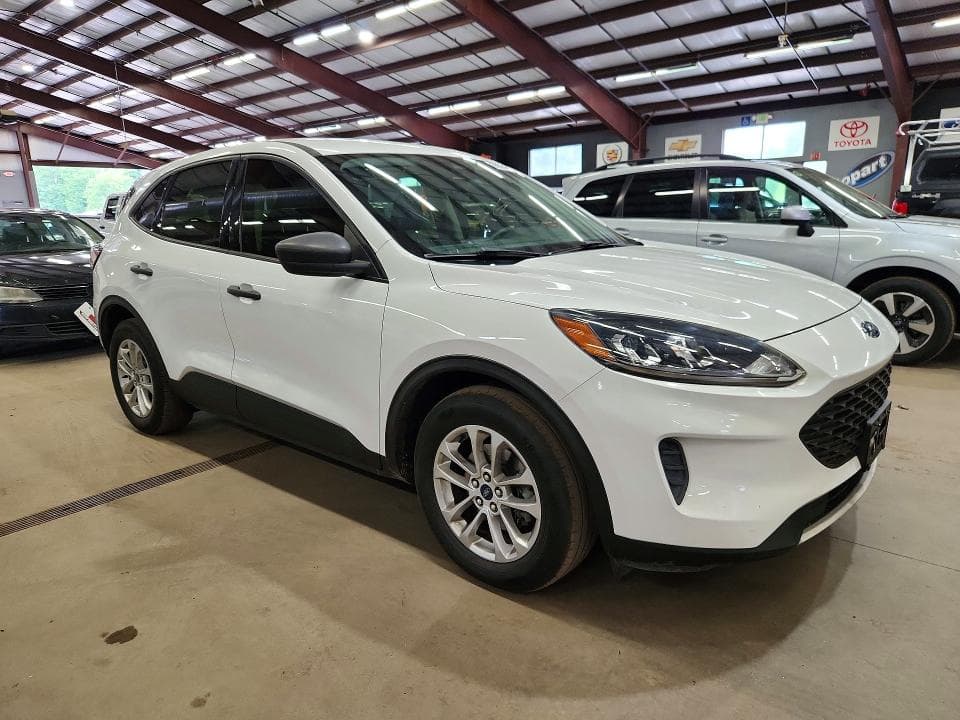 2021 FORD ESCAPE S 4