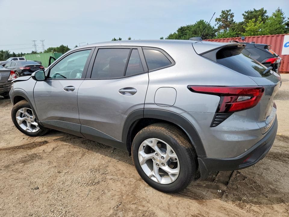 2026 CHEVROLET TRAX LS 2