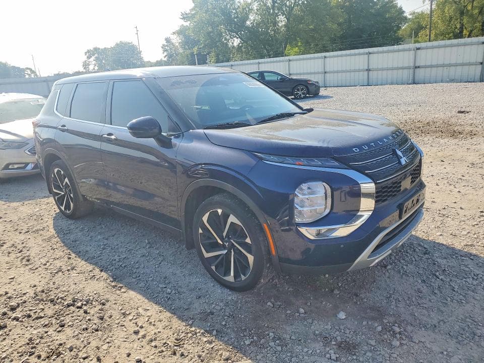 2022 MITSUBISHI OUTLANDER SE 4