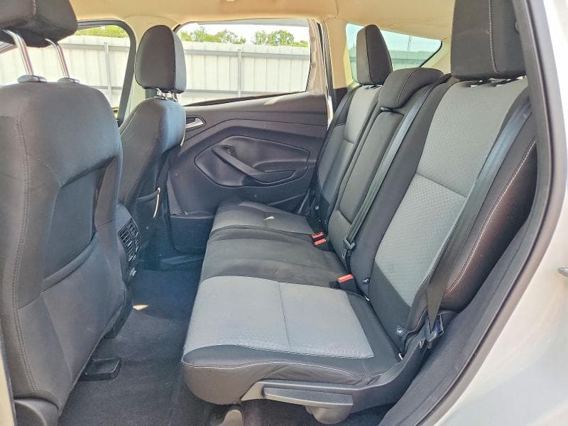 2017 FORD ESCAPE SE 10