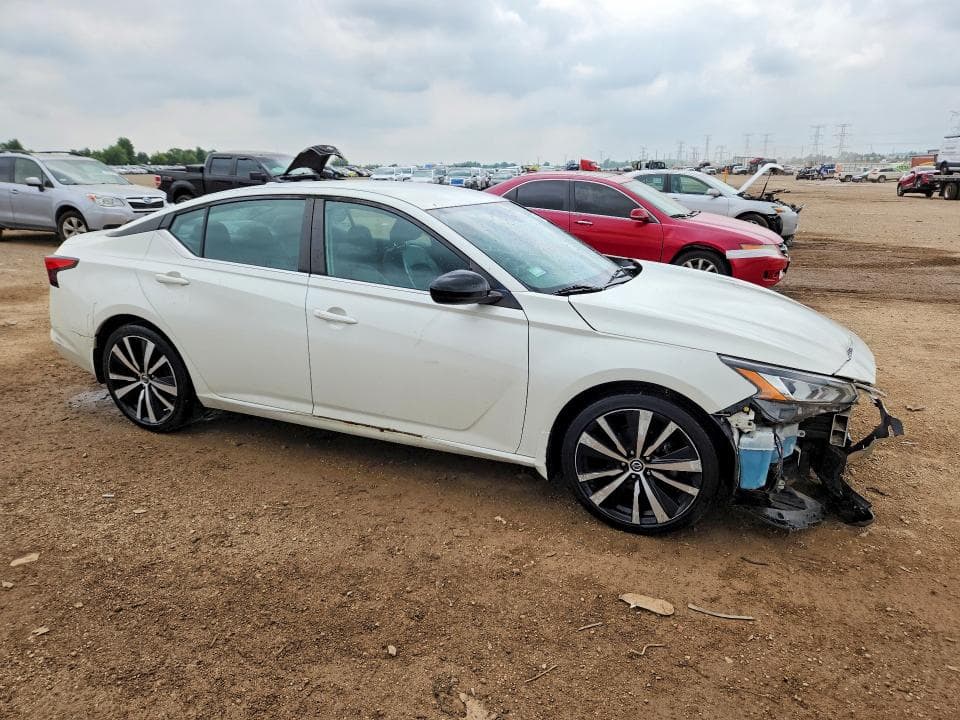 2020 NISSAN ALTIMA SR 4