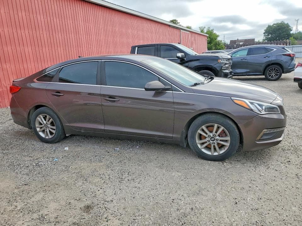 2017 HYUNDAI SONATA SE 4