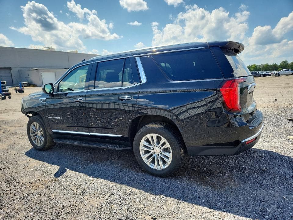 2023 GMC YUKON SLT 2