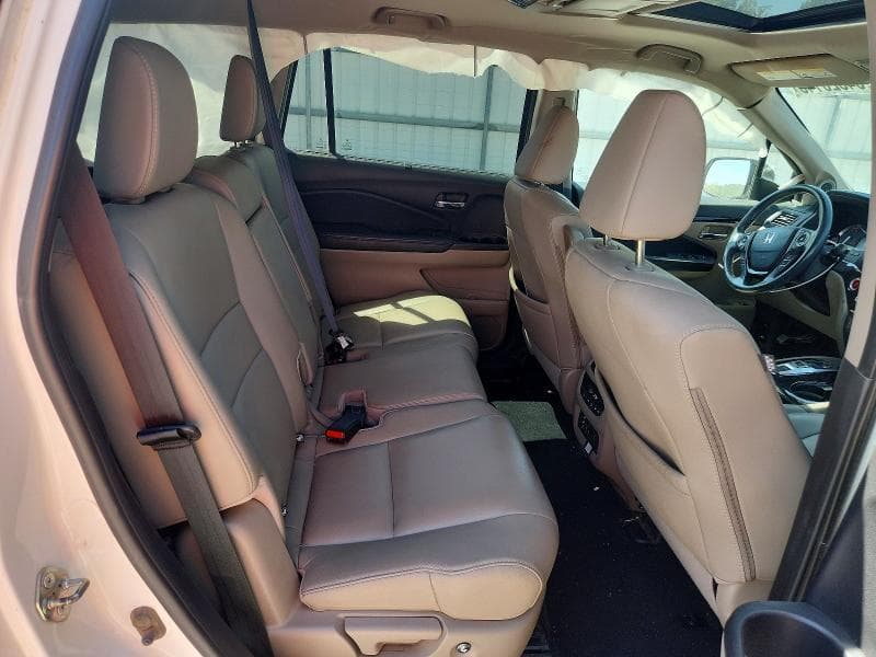 2017 HONDA PILOT TOURING 11