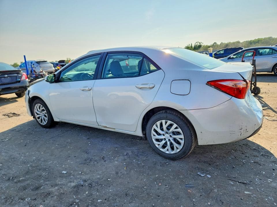 2017 TOYOTA COROLLA LE 2