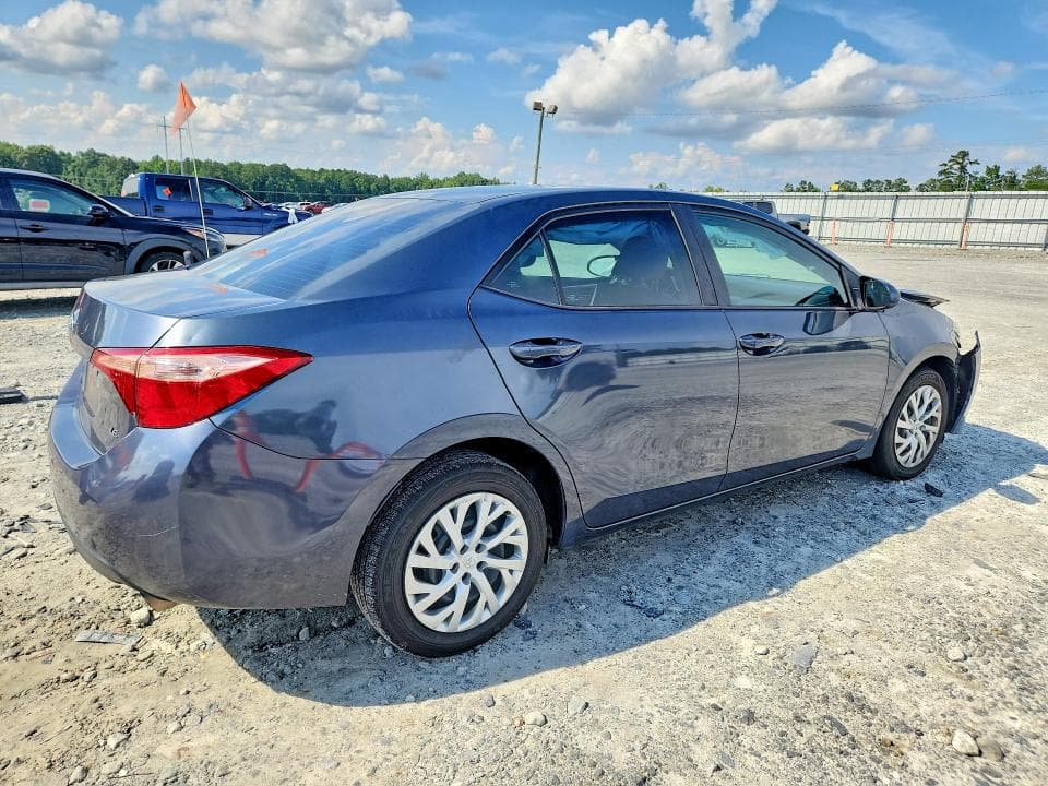 2019 TOYOTA COROLLA LE 3