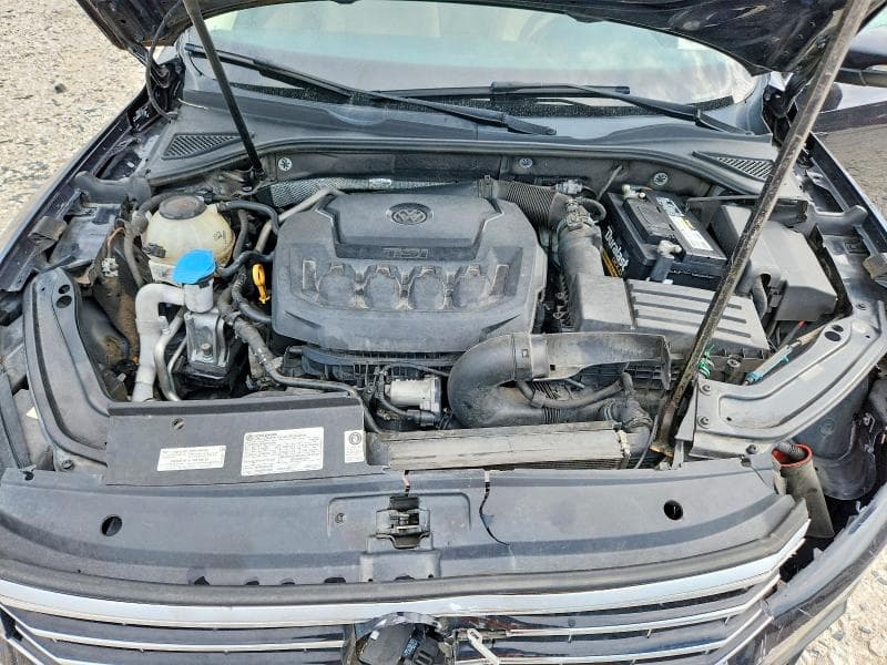2018 VOLKSWAGEN PASSAT SE 11