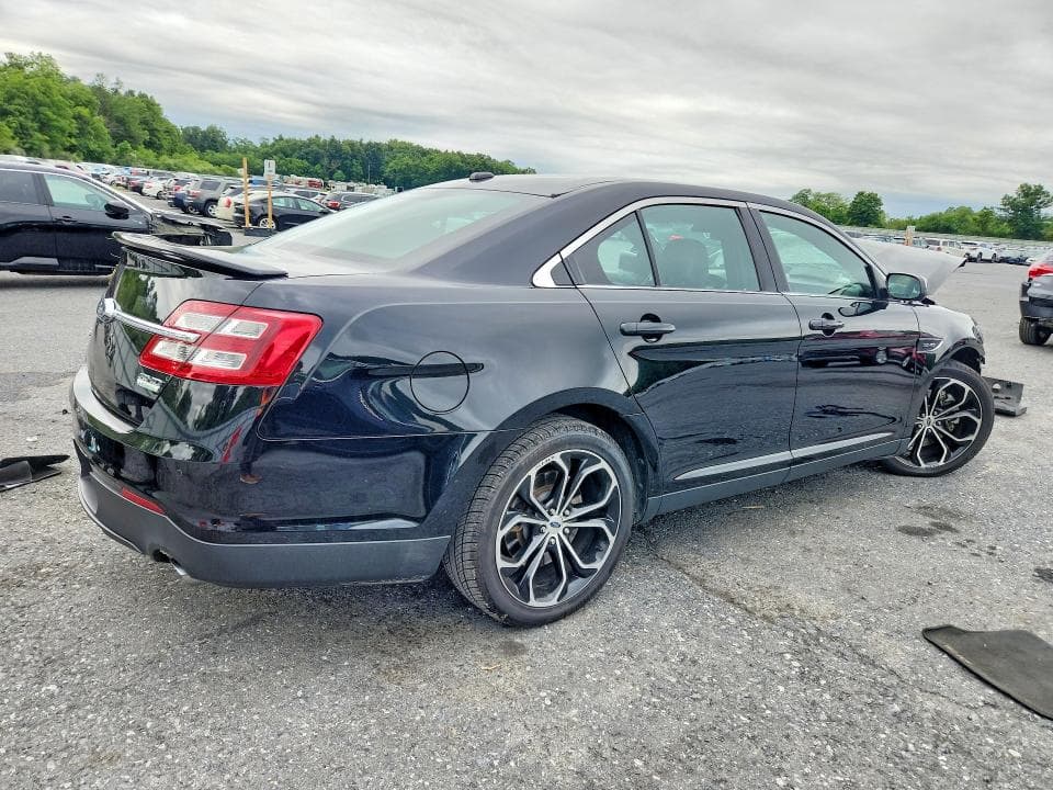 2018 FORD TAURUS SHO 3