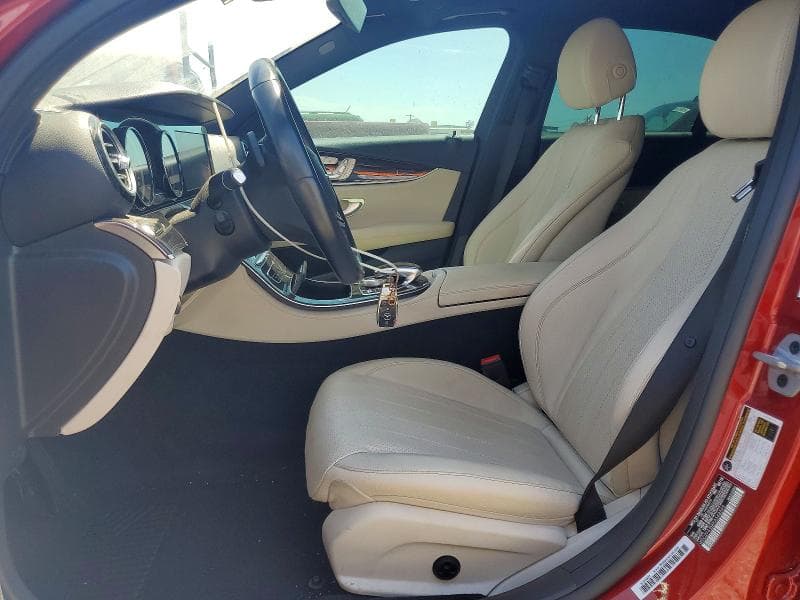 2019 MERCEDES-BENZ E 300 7