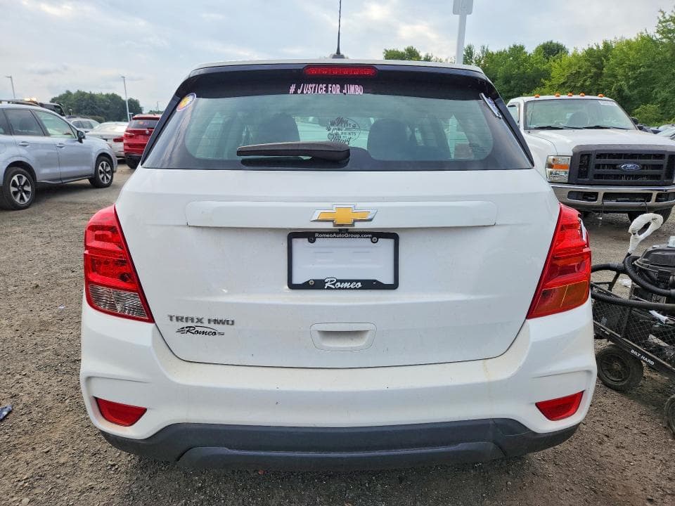 2020 CHEVROLET TRAX LS 6