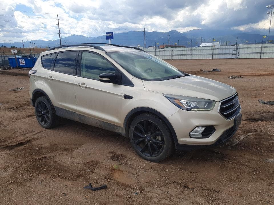 2017 FORD ESCAPE TITANIUM 4