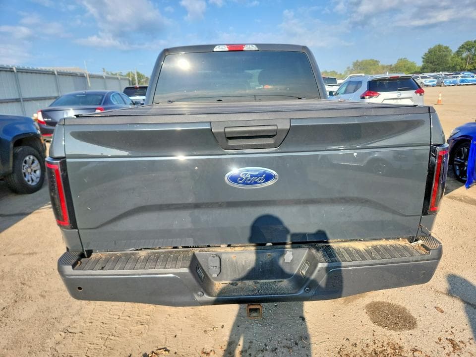 2017 FORD F150 SUPERCREW 6