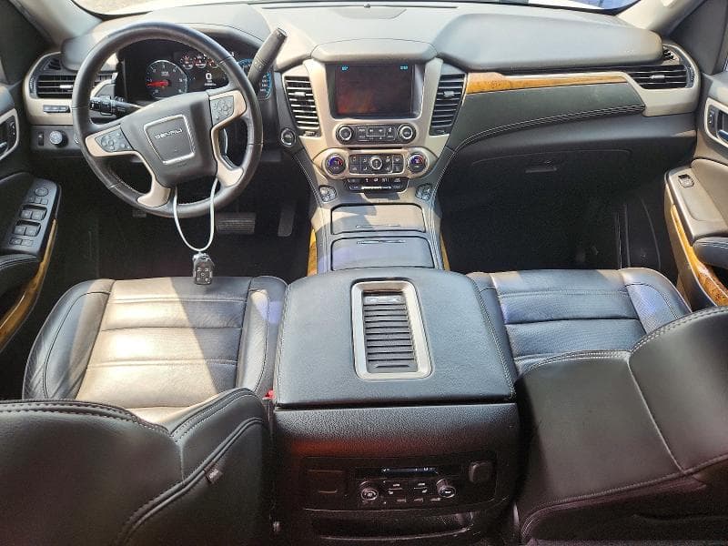 2017 GMC YUKON DENALI 8