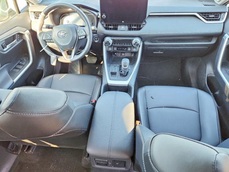 2023 TOYOTA RAV4 XLE PREMIUM 8