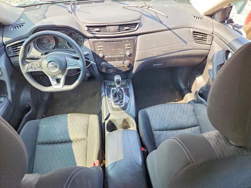 2017 NISSAN ROGUE S 8