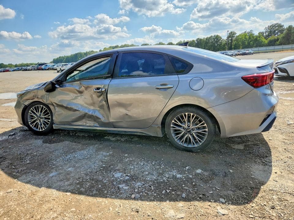 2024 KIA FORTE GT LINE 2