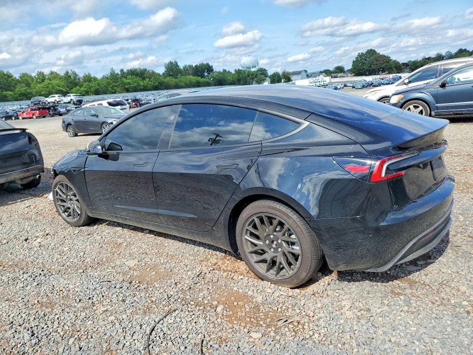 2026 TESLA MODEL 3 2