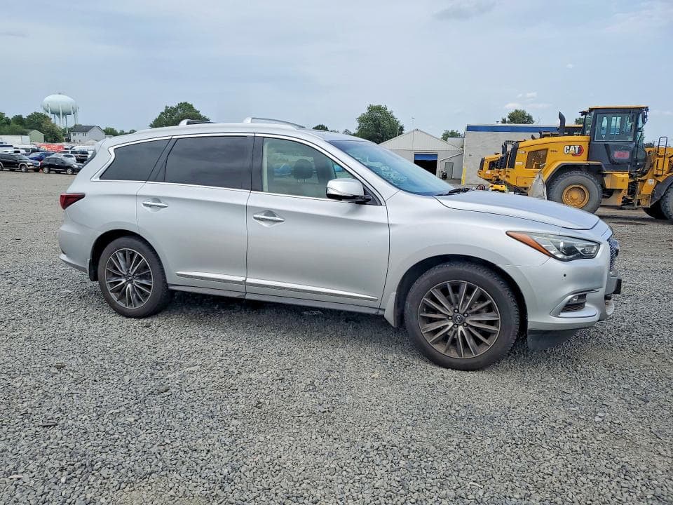 2019 INFINITI QX60 LUXE 4