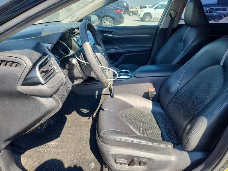 2018 TOYOTA CAMRY XSE 7