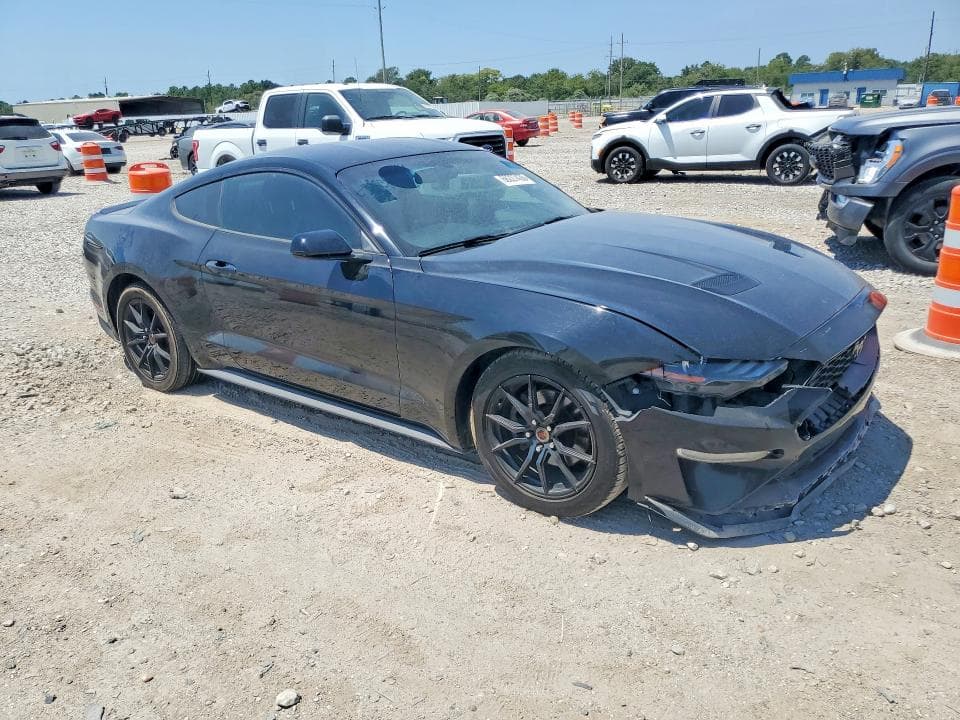 2019 FORD MUSTANG 4