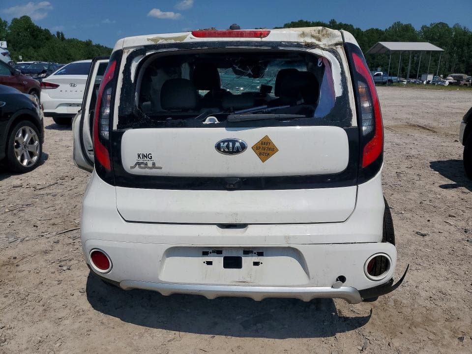 2017 KIA SOUL + 6