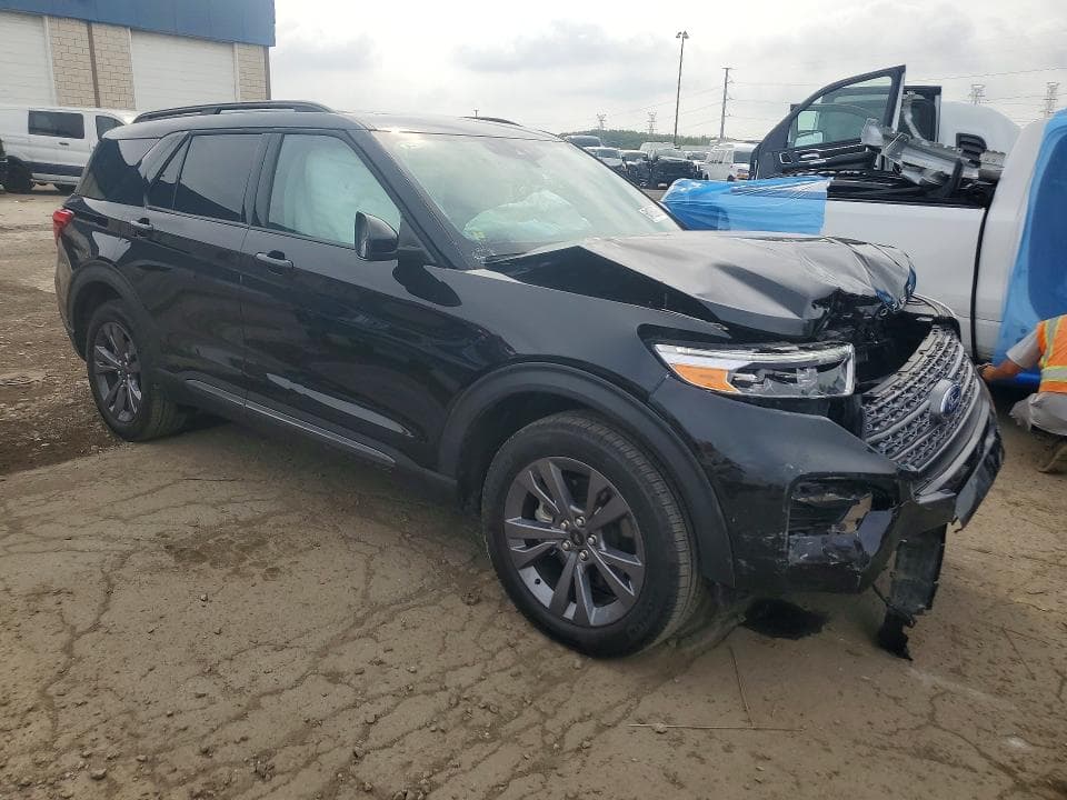 2024 FORD EXPLORER XLT 4