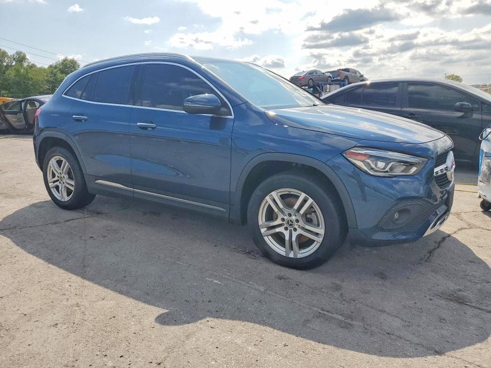 2021 MERCEDES-BENZ GLA 250 4MATIC 4