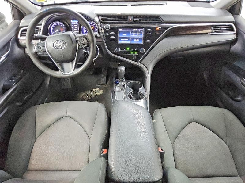 2018 TOYOTA CAMRY LE 8