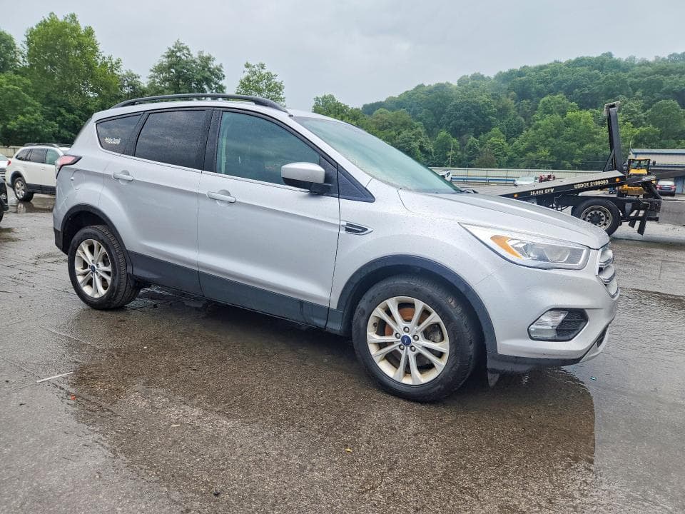2018 FORD ESCAPE SEL 4