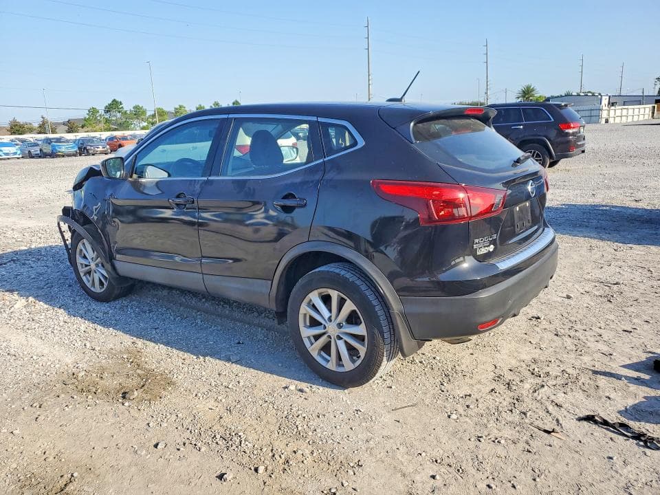 2018 NISSAN ROGUE SPORT S 2