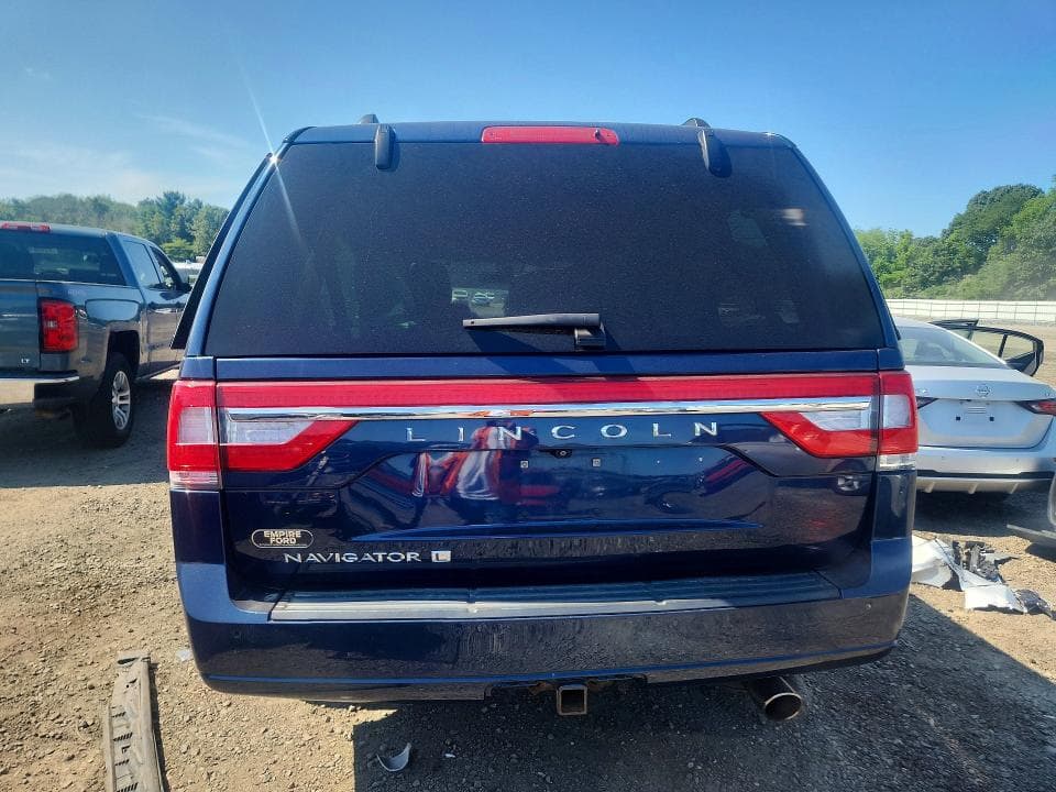2017 LINCOLN NAVIGATOR L SELECT 6