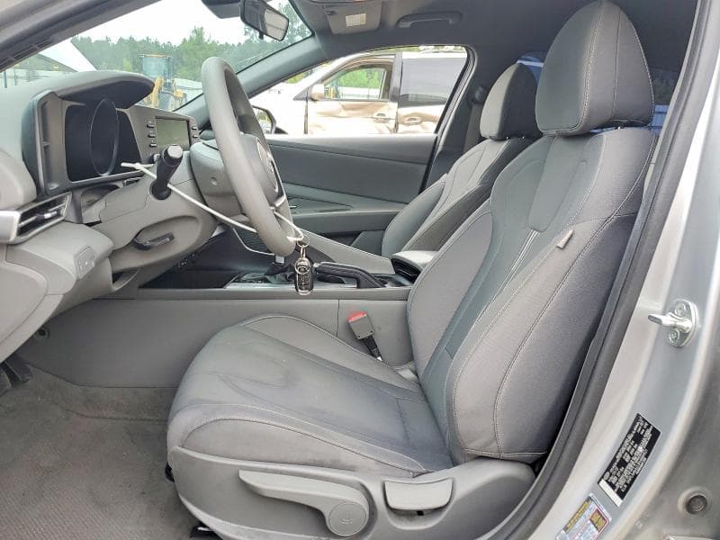 2023 HYUNDAI ELANTRA SEL 7
