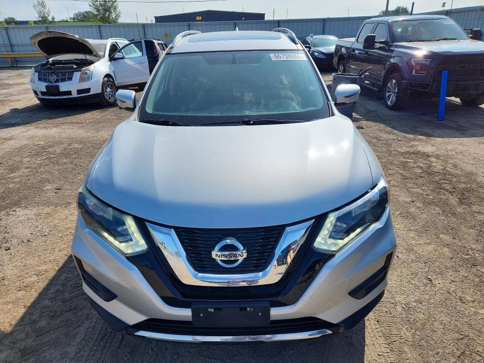 2017 NISSAN ROGUE SV 5