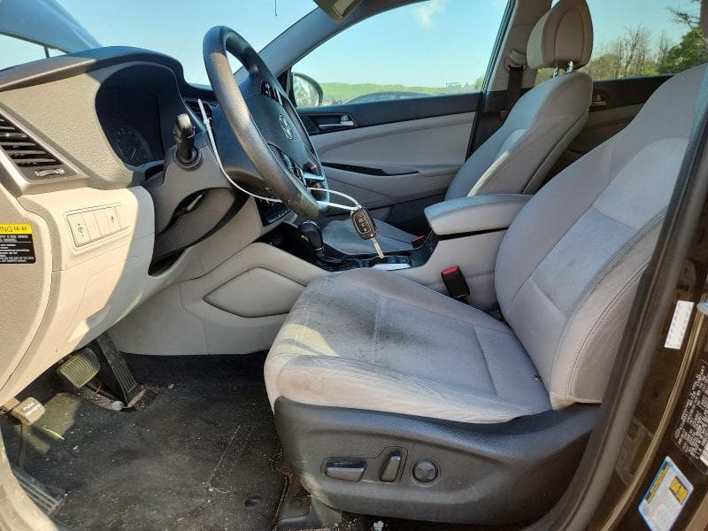 2017 HYUNDAI TUCSON SE 7