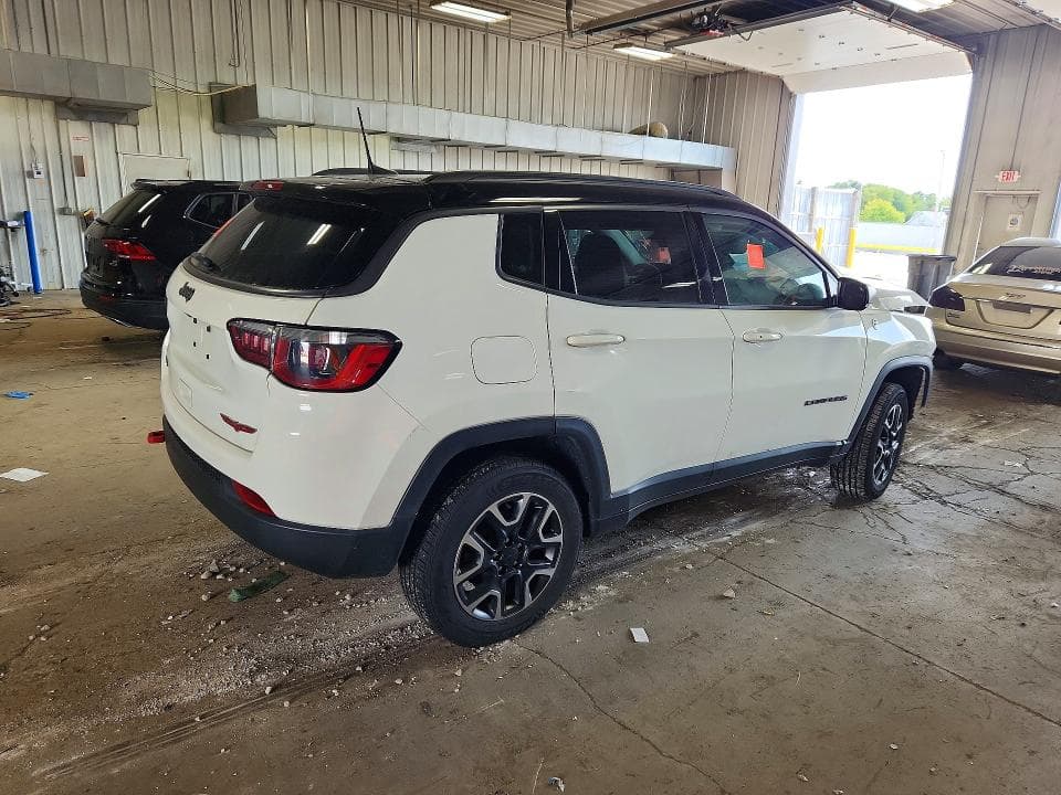 2018 JEEP COMPASS TRAILHAWK 3