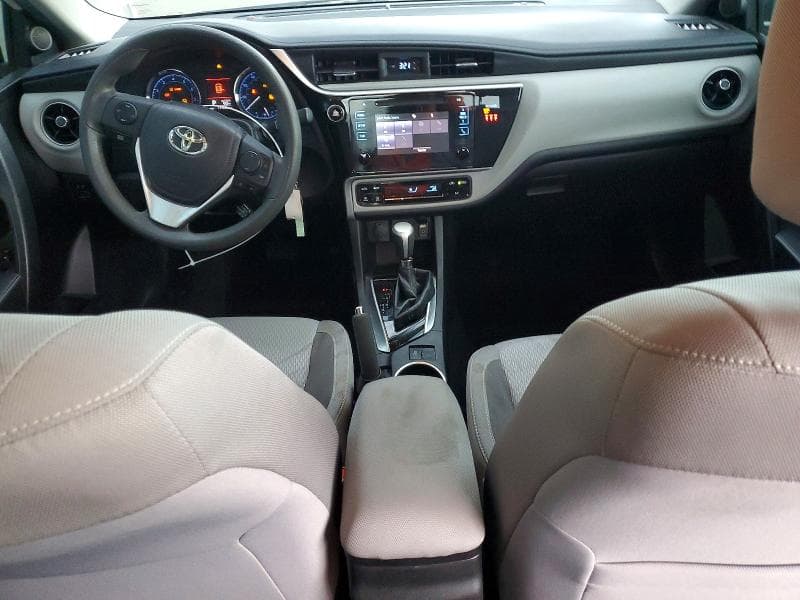 2018 TOYOTA COROLLA LE 8