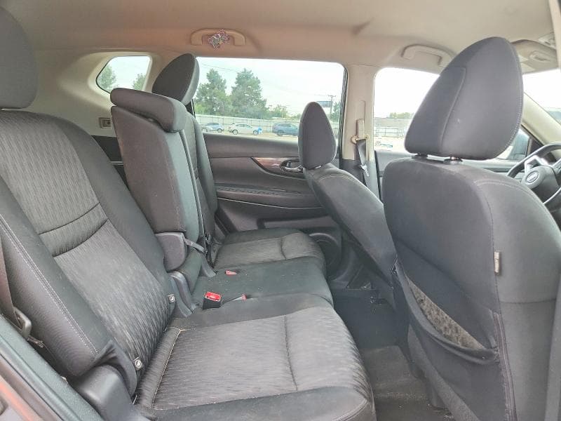 2019 NISSAN ROGUE S 11