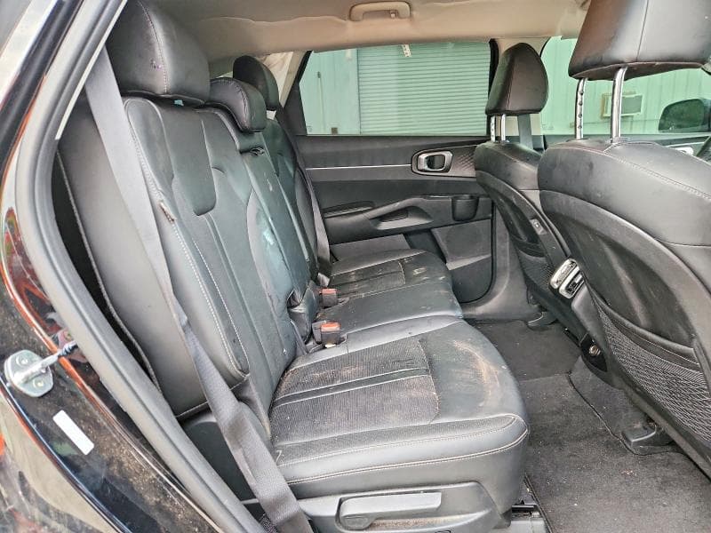 2026 KIA SORENTO S 11