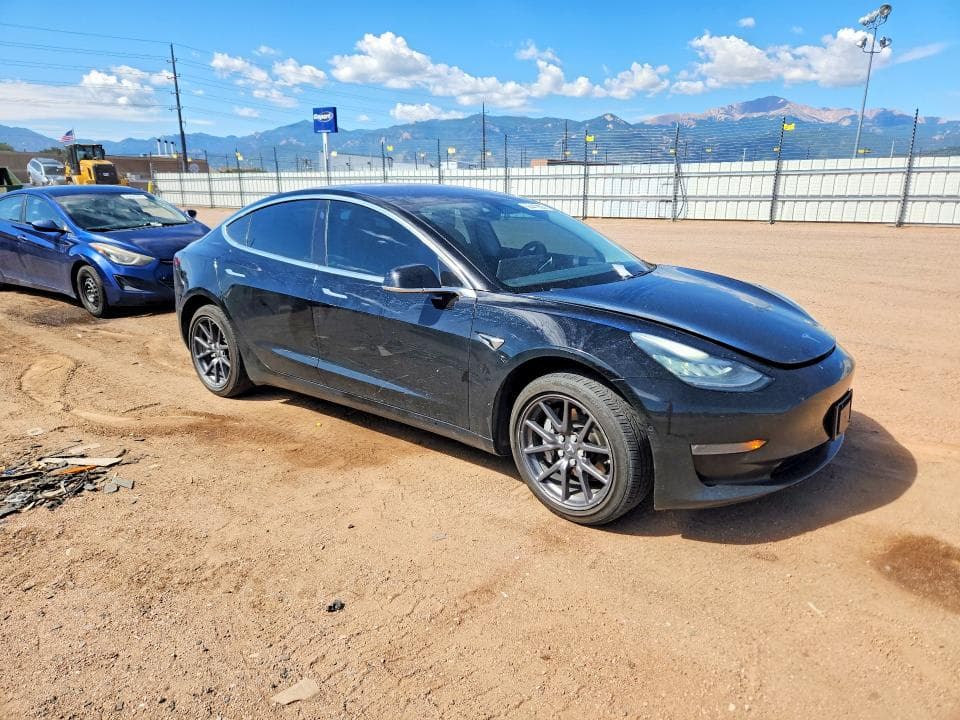 2019 TESLA MODEL 3 4